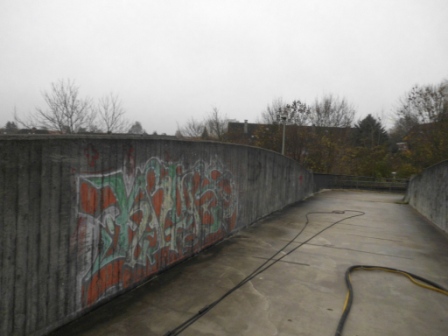 Graffitientfernung Betonreinigung